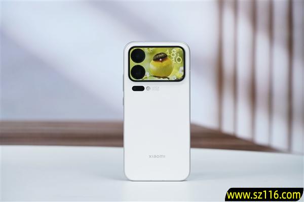 小米17 Pro系列首发光影猎人950L!小米:逆光抓拍告别鬼影