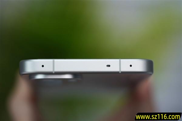 同档唯一165Hz超高刷直屏!一加Ace 6图赏