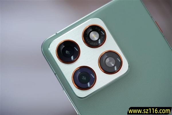 5.99mm超薄机身!联想moto X70 Air图赏