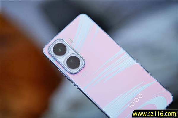 同档唯一2K LTPO屏！iQOO Neo11图赏