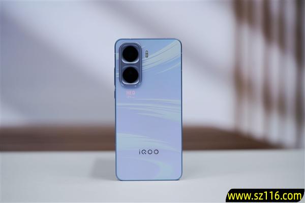 同档唯一2K LTPO屏！iQOO Neo11图赏