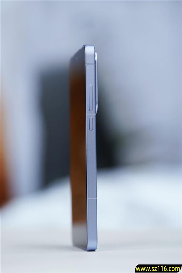 同档唯一2K LTPO屏！iQOO Neo11图赏