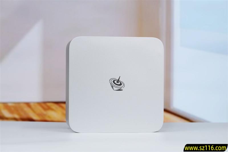 生产力性能远超i9-14900HX!零刻GTR9 Pro迷你AI工作站评测:235B超大模型也能运行