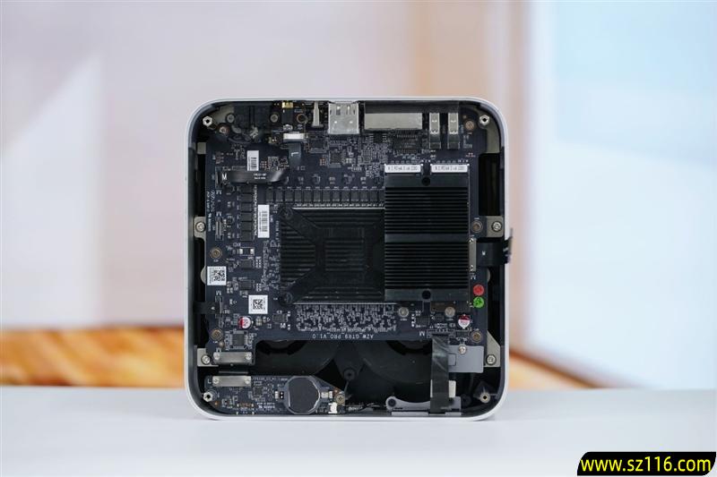 生产力性能远超i9-14900HX!零刻GTR9 Pro迷你AI工作站评测:235B超大模型也能运行