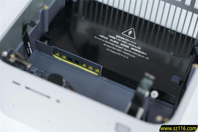 生产力性能远超i9-14900HX!零刻GTR9 Pro迷你AI工作站评测:235B超大模型也能运行