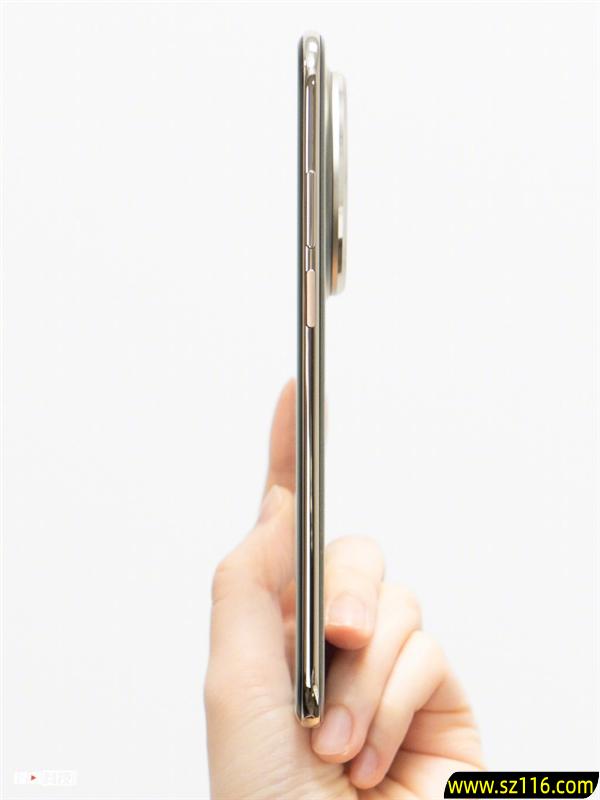 4199元起!华为Mate 70 Air图赏抢先看:金丝银锦配色很抢眼 一眼高端