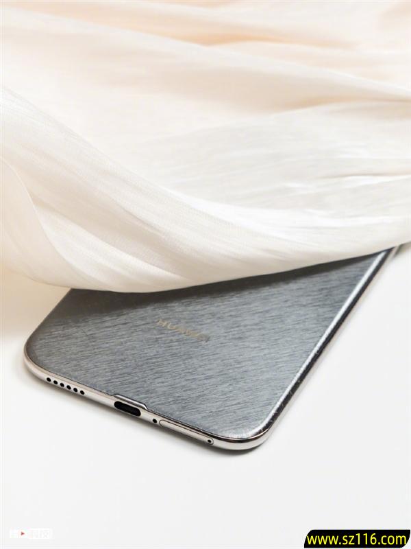 4199元起!华为Mate 70 Air图赏抢先看:金丝银锦配色很抢眼 一眼高端