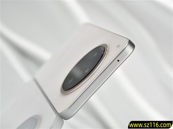 vivo Y500 Pro上手：旗舰级2亿像素下放 最硬核的国民手机