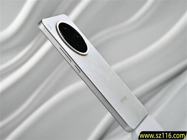 vivo Y500 Pro上手：旗舰级2亿像素下放 最硬核的国民手机