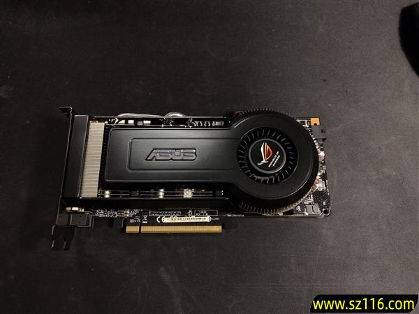 拆开后触目惊心!被吸烟者用了17年的9800GT显卡:看一眼感觉要得肺癌