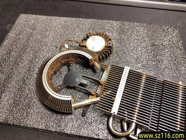 拆开后触目惊心!被吸烟者用了17年的9800GT显卡:看一眼感觉要得肺癌