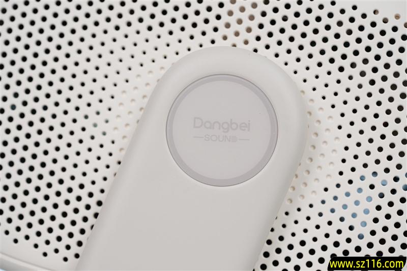 三色激光画质惊人!当贝D7X激光投影仪评测:三千元不到就能体验旗舰技术