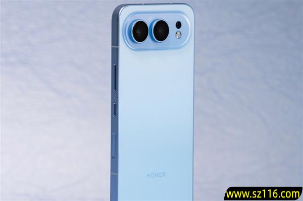 荣耀提前出了iPhone Air 2：荣耀500弥补了苹果的影像短板