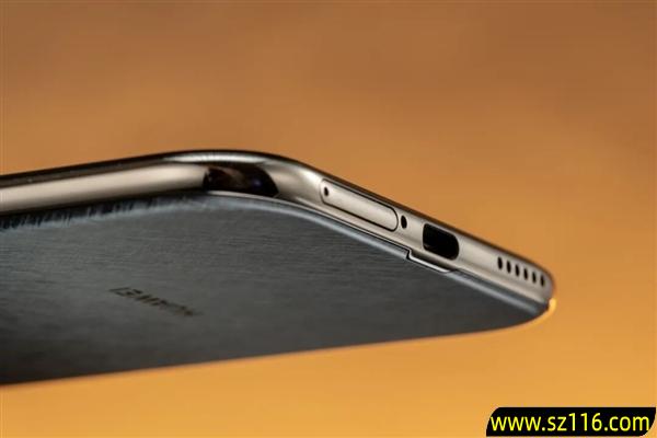 体验完华为Mate 70 Air 我感觉它被Air耽误了