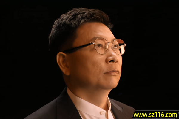 余承东首晒华为Mate 80 Pro Max真机!双圆环设计 外观史无前例