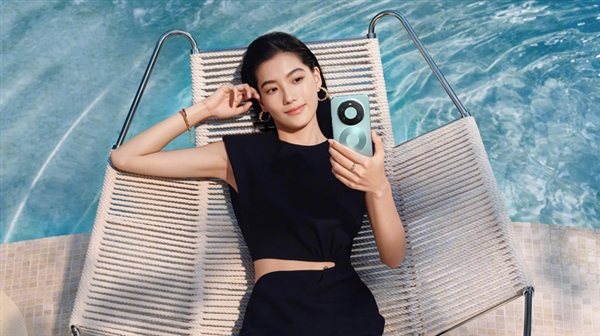 华为Mate 80系列官图来了:全新双环设计 史上最美Mate