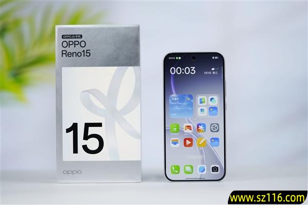 冷雕美背太吸睛！OPPO Reno 15图赏