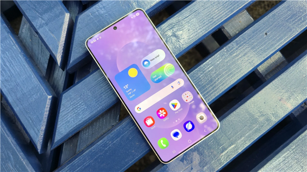 苹果/三星/华为Air手机对比 别再无脑选iPhone