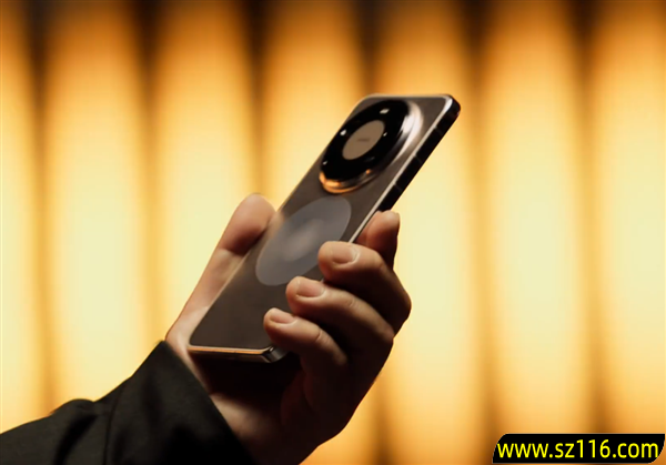 华为Mate 80 Pro Max配置抢先曝光：首发6.9寸超透亮灵珑屏、麒麟9030+高强度散热