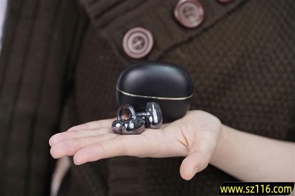 7.75mm机身塞进8000mAh电池+2亿像素 荣耀5000系列坐实档位标杆：2699元无敌