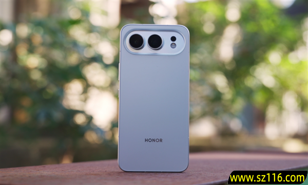 8000mAh电池+骁龙8至尊版 你跟我说这是线下机!