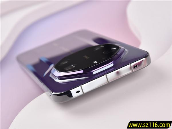 华为Mate 80 RS非凡大师上手:一部细节体验拉满的大师旗舰