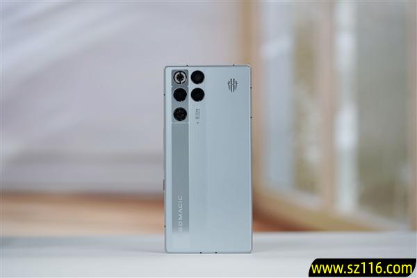 内置24000转/分钟风扇！红魔11 Pro图赏