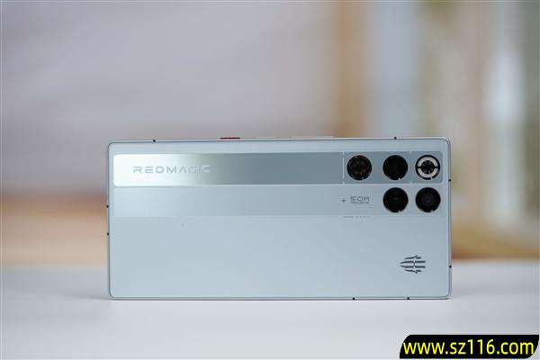 内置24000转/分钟风扇！红魔11 Pro图赏