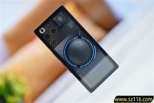 开启手机水冷散热时代！红魔11 Pro+图赏