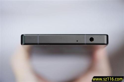 开启手机水冷散热时代！红魔11 Pro+图赏