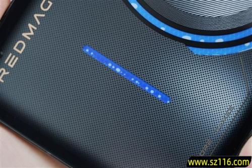 开启手机水冷散热时代！红魔11 Pro+图赏