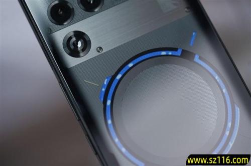 开启手机水冷散热时代！红魔11 Pro+图赏