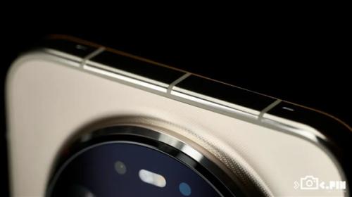 用了几天华为Mate80 Pro Max 我感觉它堆料有点过猛了 用了几天华为Mate80 Pro Max 我感觉它堆料有点过猛了