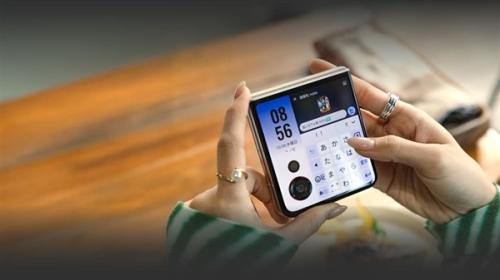 努比亚首款大折叠！努比亚Fold发布：8150元起